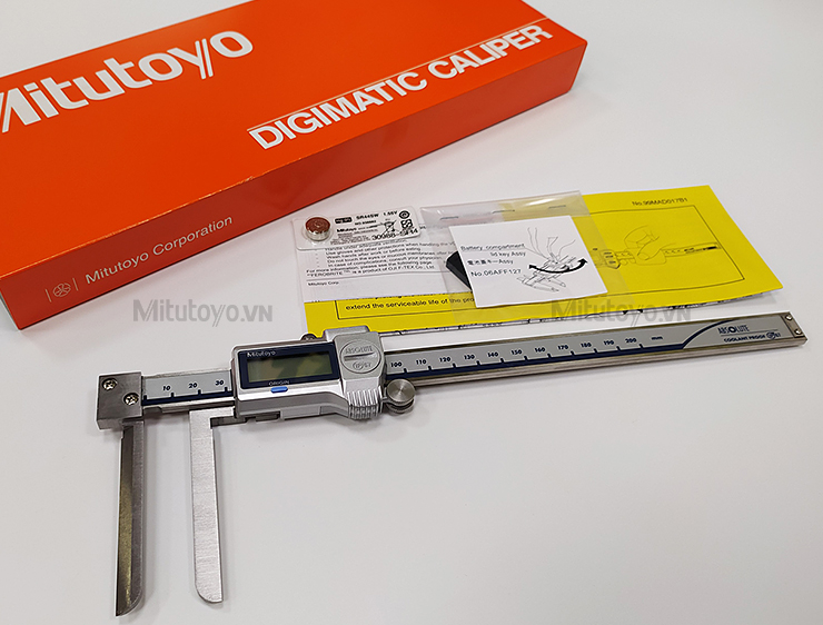 Thước cặp điện tử Mitutoyo 573-642-20
