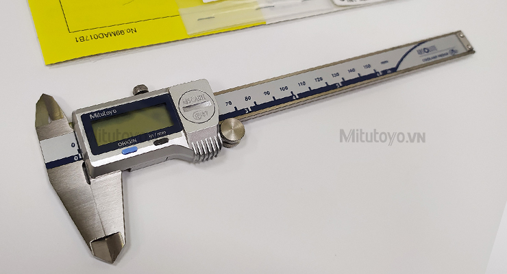 Thước cặp điện tử Mitutoyo 500-752-20